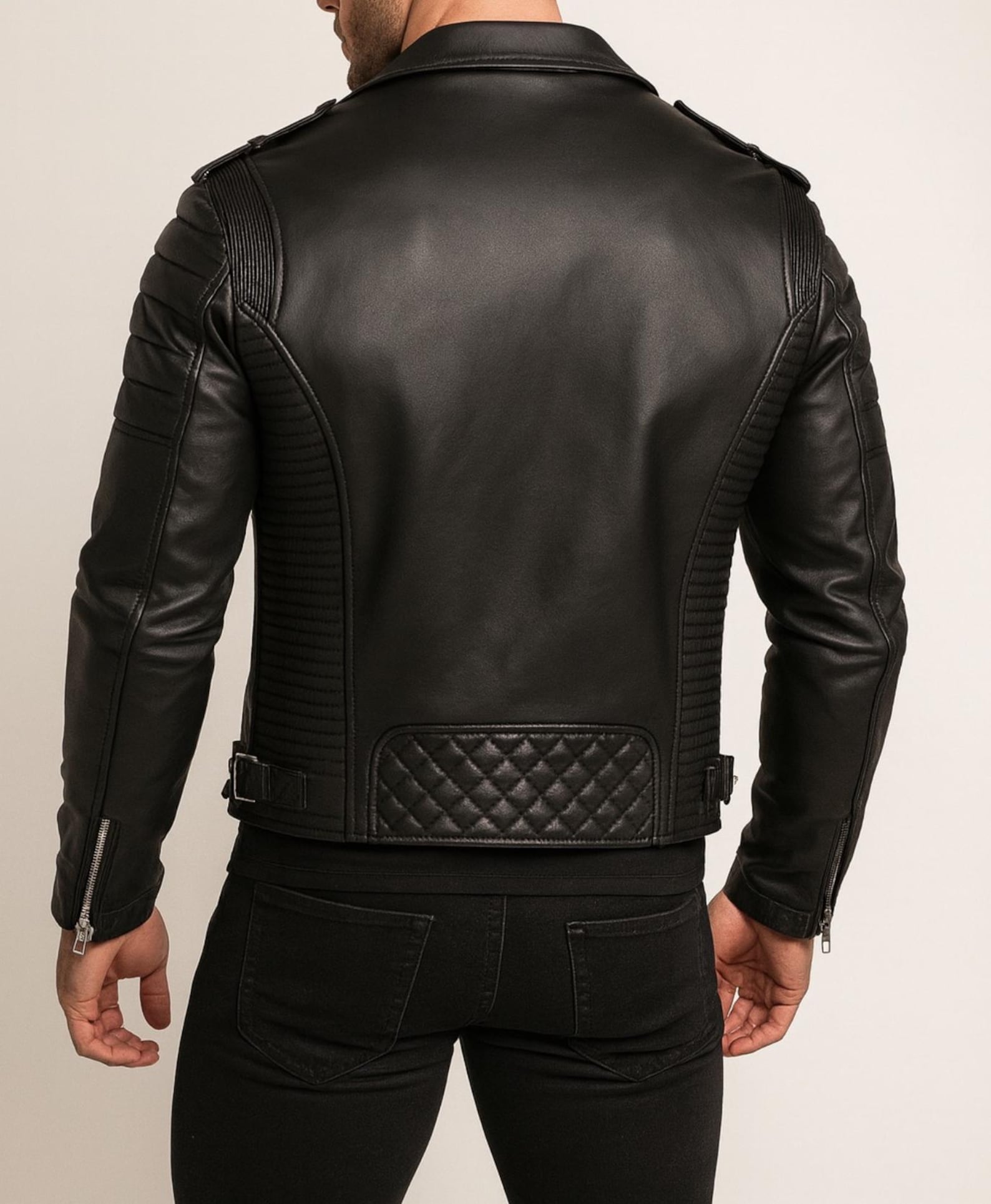 Black Sheep Leather Biker Jacket – Venomshade | Daaran – close-up of leather texture and stitching